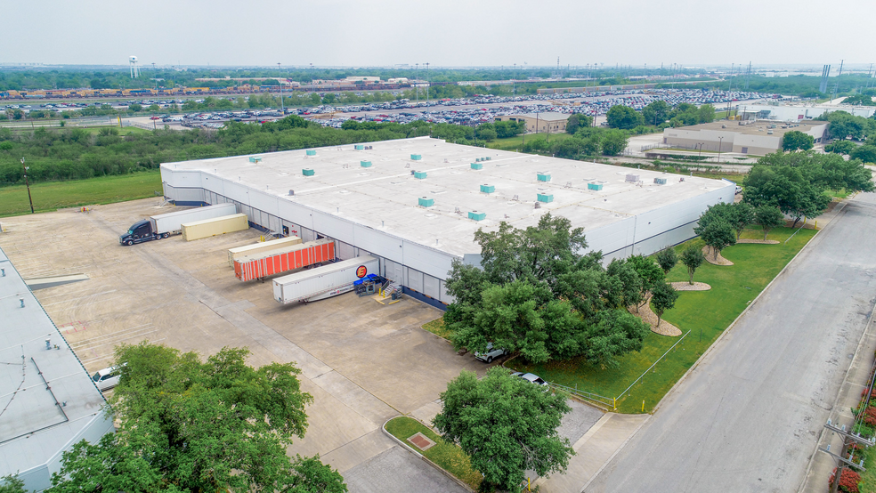 5100 Kaepa Ct, San Antonio, TX for lease - Building Photo - Image 1 of 12