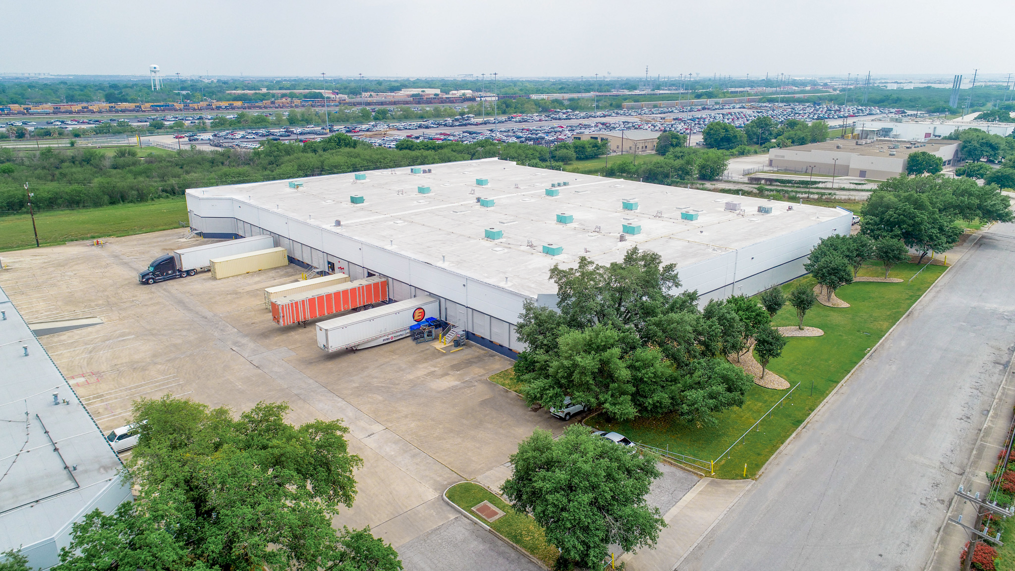 5100 Kaepa Ct, San Antonio, TX for lease Building Photo- Image 1 of 13