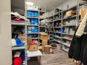 702 Mall Blvd, Savannah, GA for lease Interior Photo- Image 1 of 5
