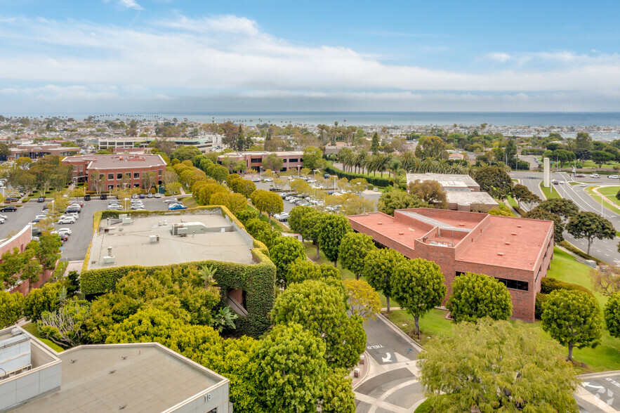 2 Corporate Plaza Dr, Newport Beach, CA for lease - Aerial - Image 3 of 8