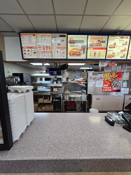 2170 Monterey Hwy, San Jose, CA for lease - Interior Photo - Image 3 of 8