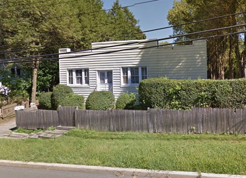 20 N Hillside Ave, Elmsford, NY for sale - Building Photo - Image 1 of 1