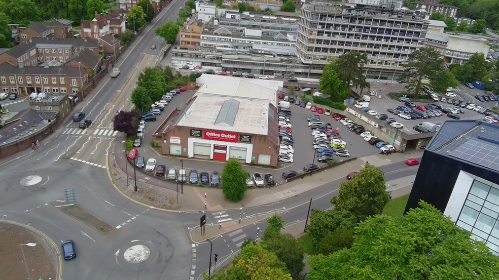 Queen Alexandra Rd, High Wycombe for sale - Building Photo - Image 1 of 7