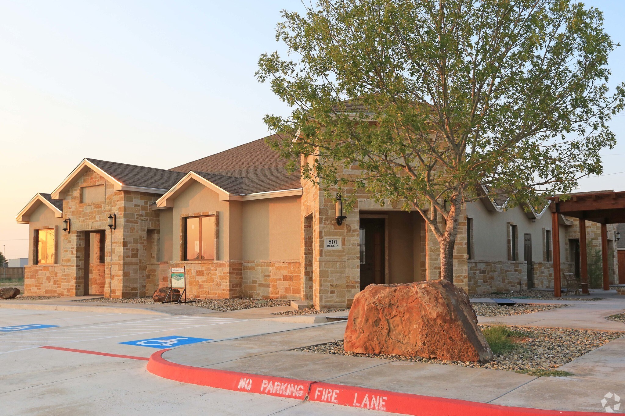 501 Tradewinds Blvd, Midland, TX for sale Primary Photo- Image 1 of 1