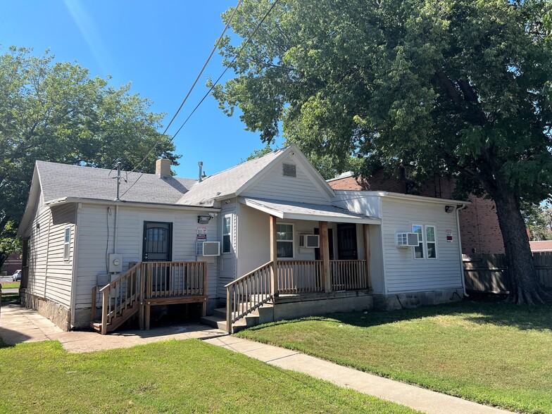 736 N. Market, Wichita, KS 67214 | LoopNet