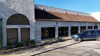 3,000 sf available for lease. Office/Medical - Loft