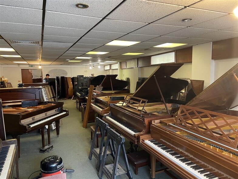 43-43A Botley Rd, Oxford for sale - Building Photo - Image 2 of 5