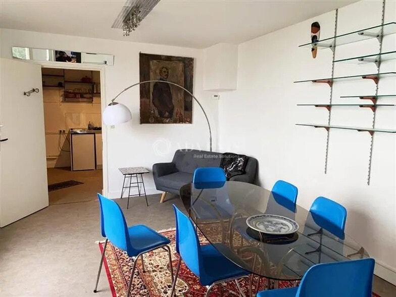 Office in Blois for lease - Interior Photo - Image 1 of 4