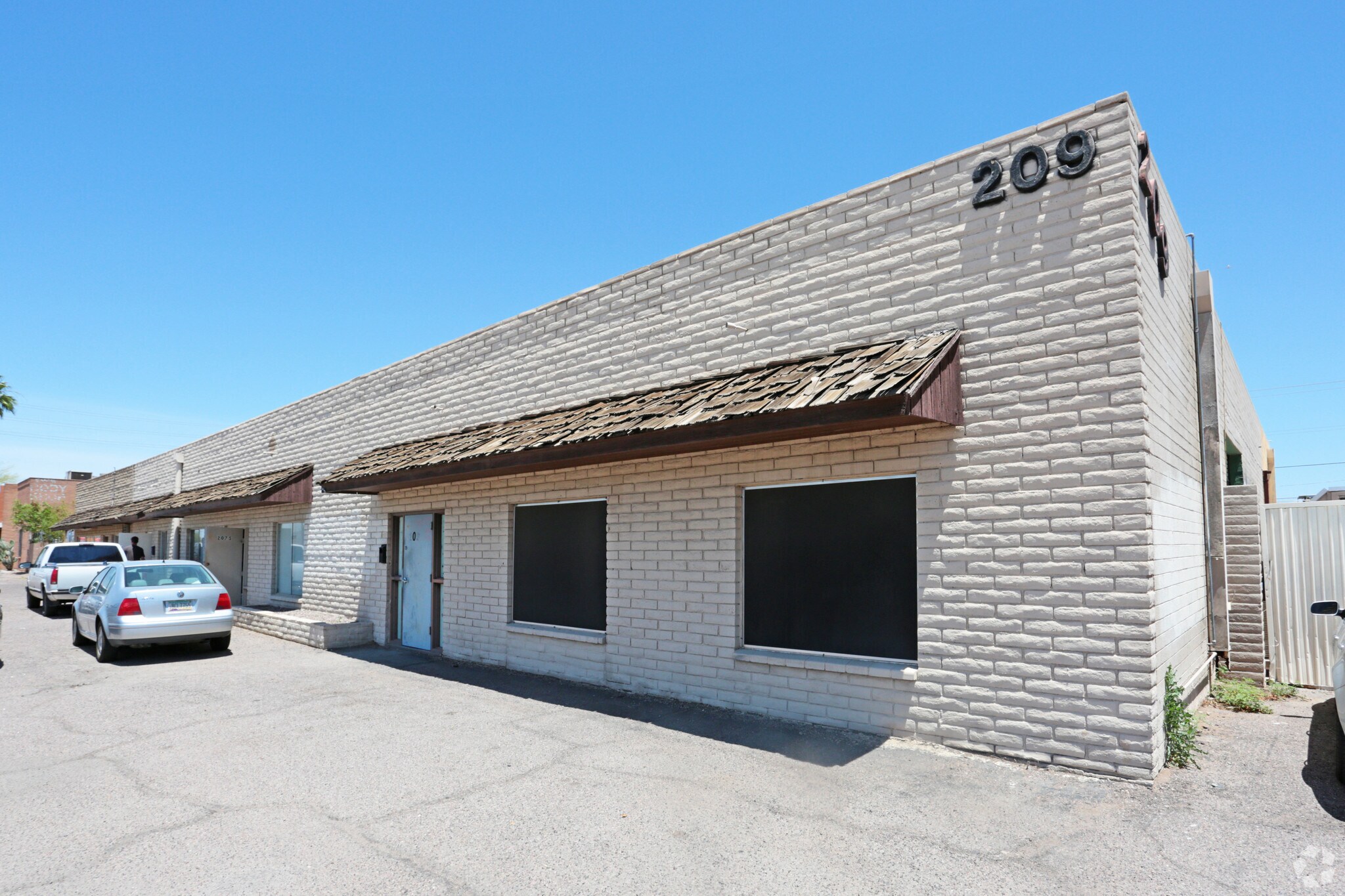 205-209 S McClintock Rd, Tempe, AZ for sale Building Photo- Image 1 of 1