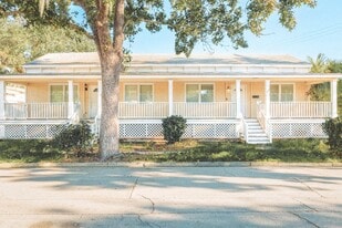 Starland | Retail, Office or Services - Commercial Real Estate