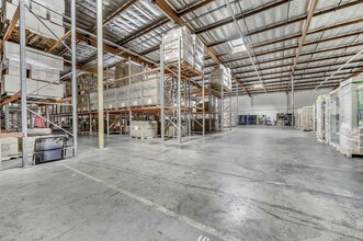 17523 S Susana Rd, Rancho Dominguez, CA for lease Interior Photo- Image 2 of 4