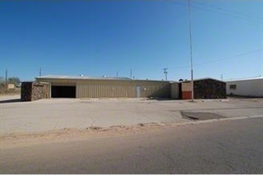 1207 W Main St, Brownfield, TX for sale - Building Photo - Image 1 of 1