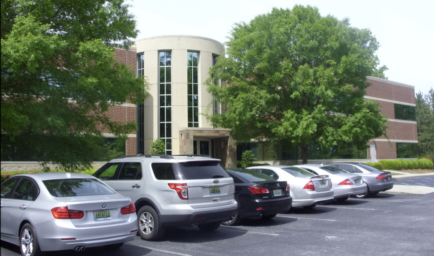 2100 River Haven Dr, Birmingham, AL for lease - Building Photo - Image 1 of 8