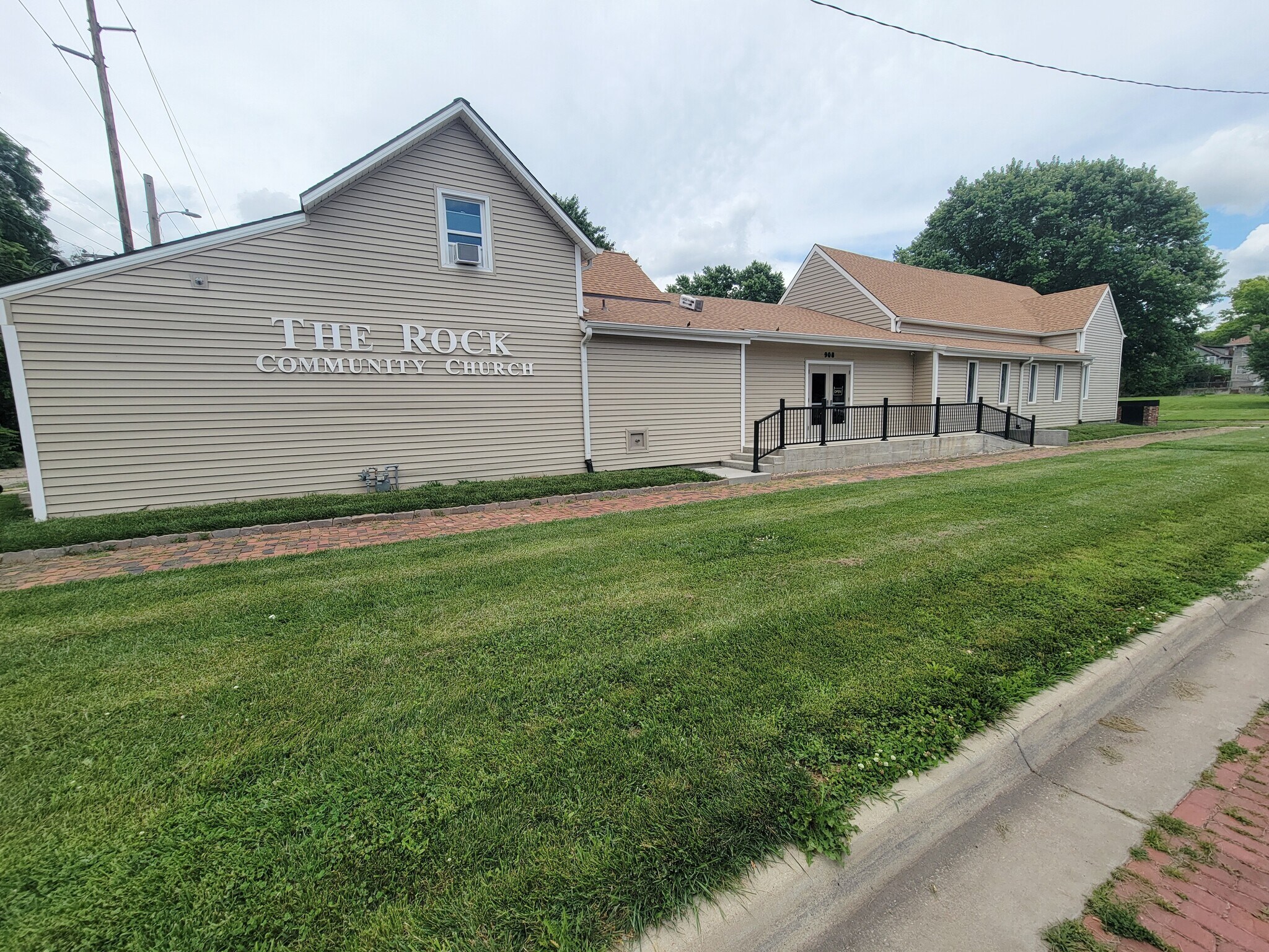 908 SW 7th St, Topeka, KS for sale Building Photo- Image 1 of 1