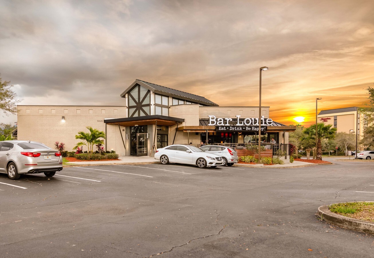 Bar Louie, Orlando, FL 32822