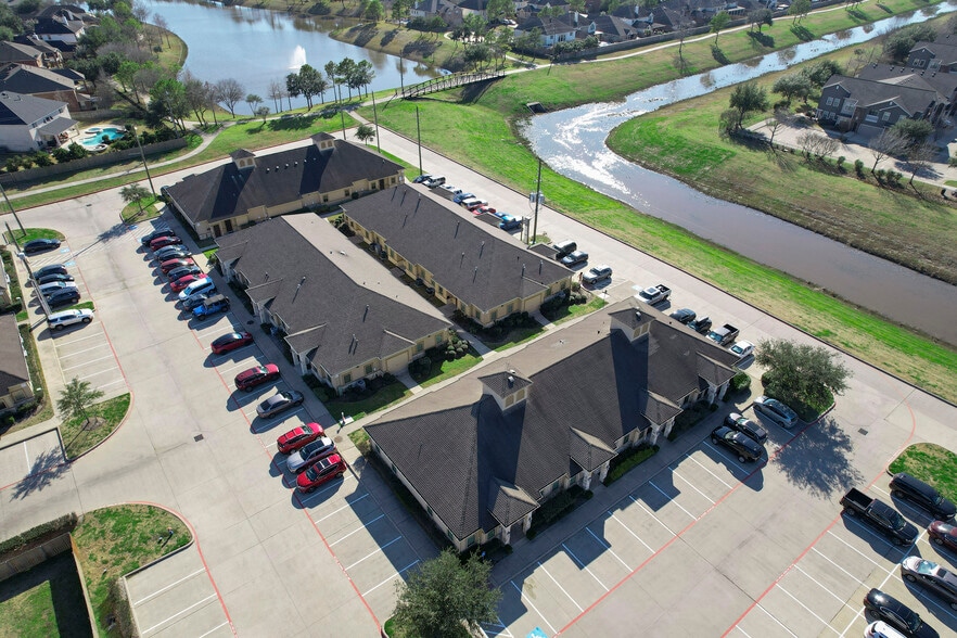 12234 Shadow Creek Pky, Pearland, TX for sale - Building Photo - Image 2 of 18