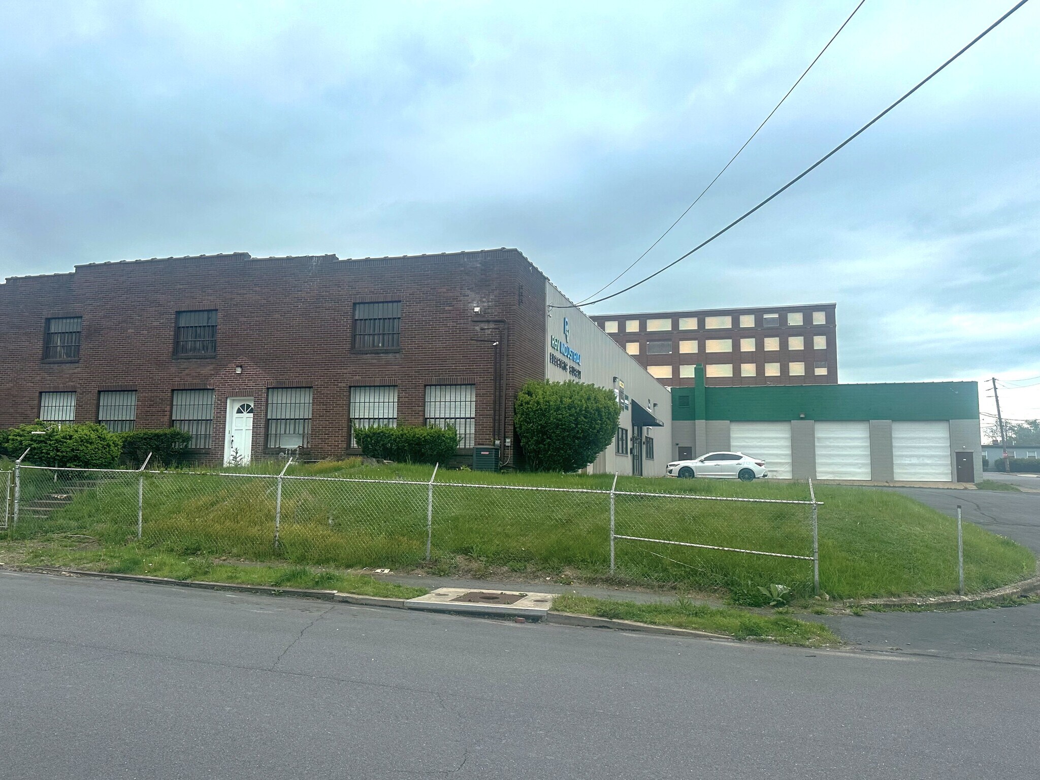 302 E Locust St, Scranton, PA for lease Building Photo- Image 1 of 11