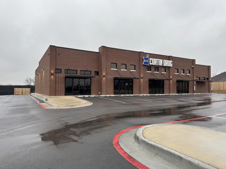 E 121st St, Jenks, OK for lease - Building Photo - Image 2 of 7