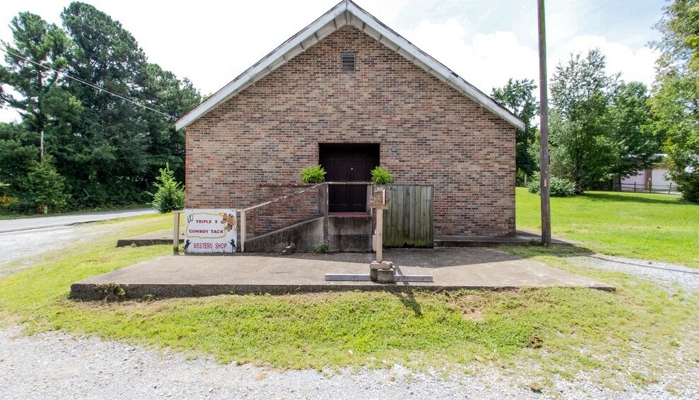 4601 Highway 70 W, Dickson, TN 37055