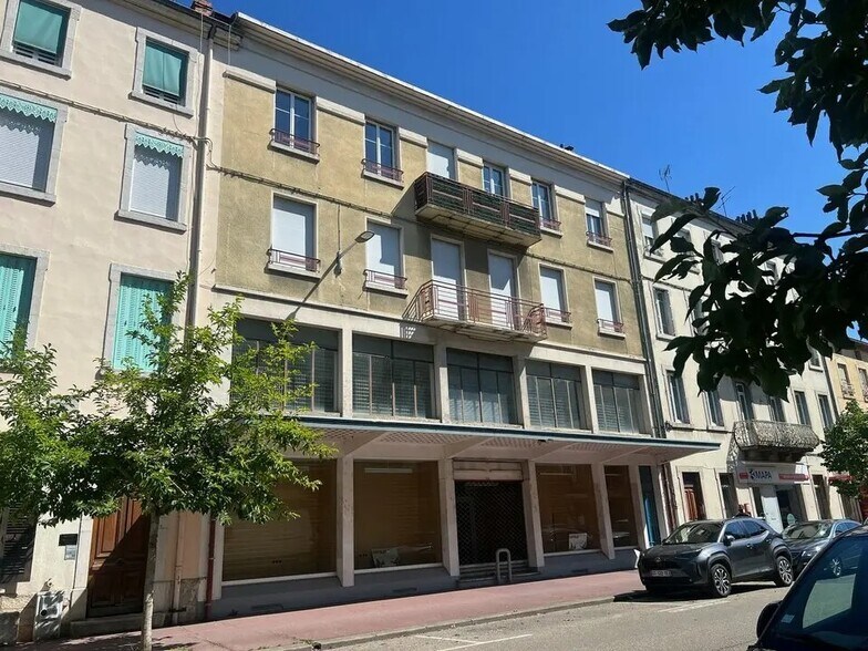 Retail in Bourg-en-Bresse for sale - Building Photo - Image 1 of 1