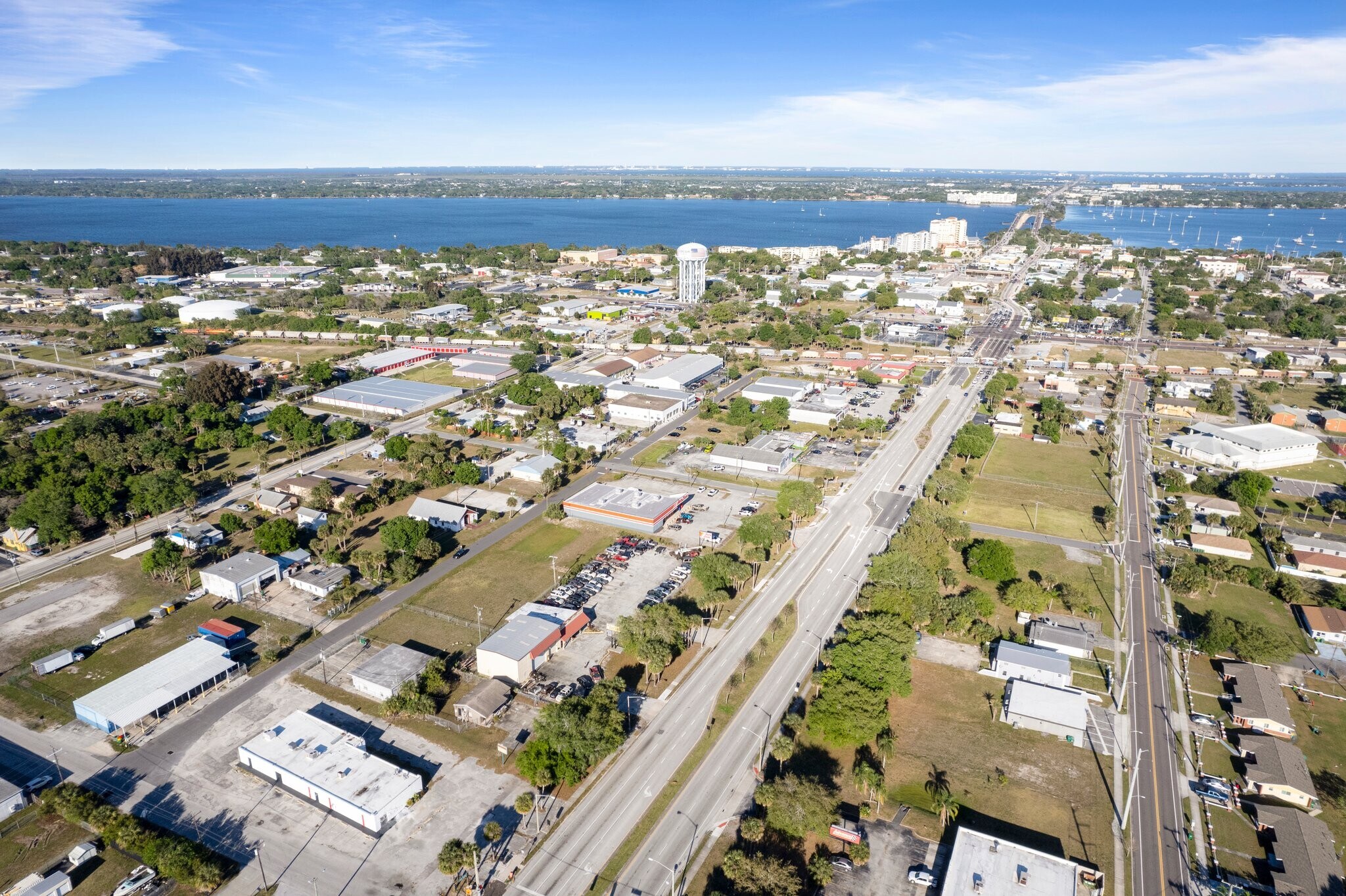 628 King St, Cocoa, FL 32922 Al's Used Cars