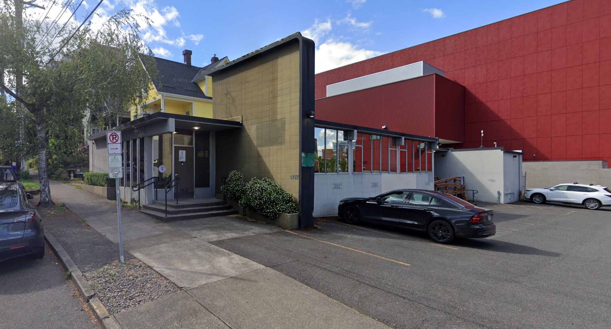 1717 SW Madison St, Portland, OR for lease Interior Photo- Image 1 of 3