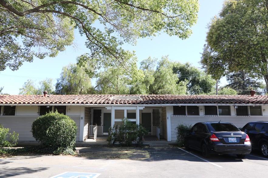 2100 Monument Blvd, Pleasant Hill, CA for lease - Building Photo - Image 2 of 8