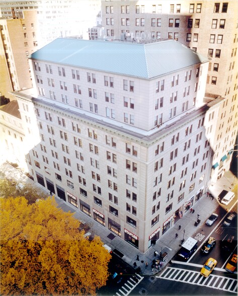 217 Broadway, New York, NY for lease - Building Photo - Image 2 of 7