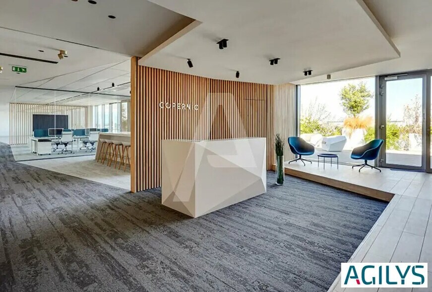 Office in Massy for lease - Building Photo - Image 3 of 10