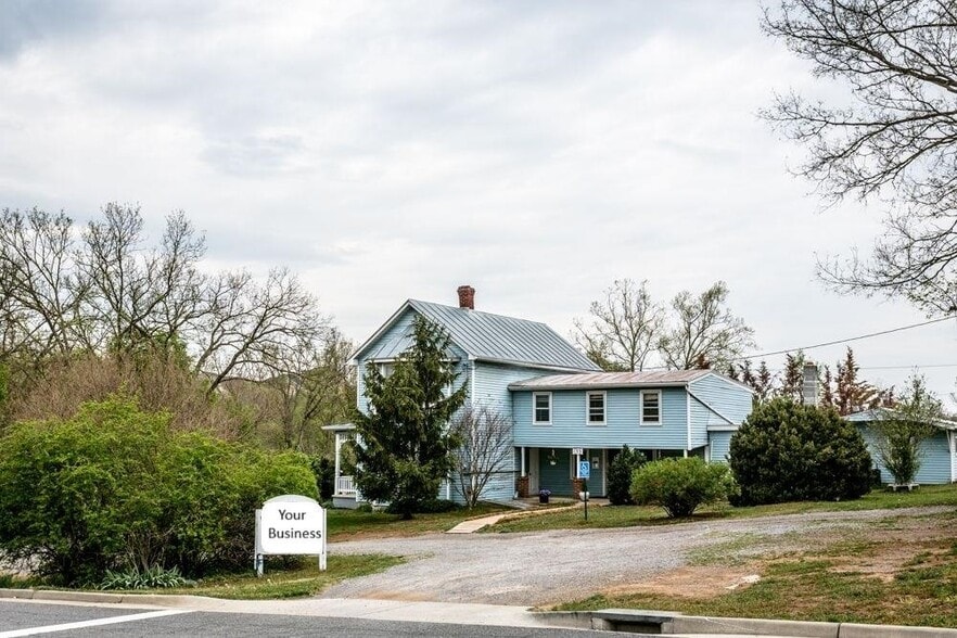 133 W Springbrook Rd, Broadway, VA for sale - Building Photo - Image 2 of 29