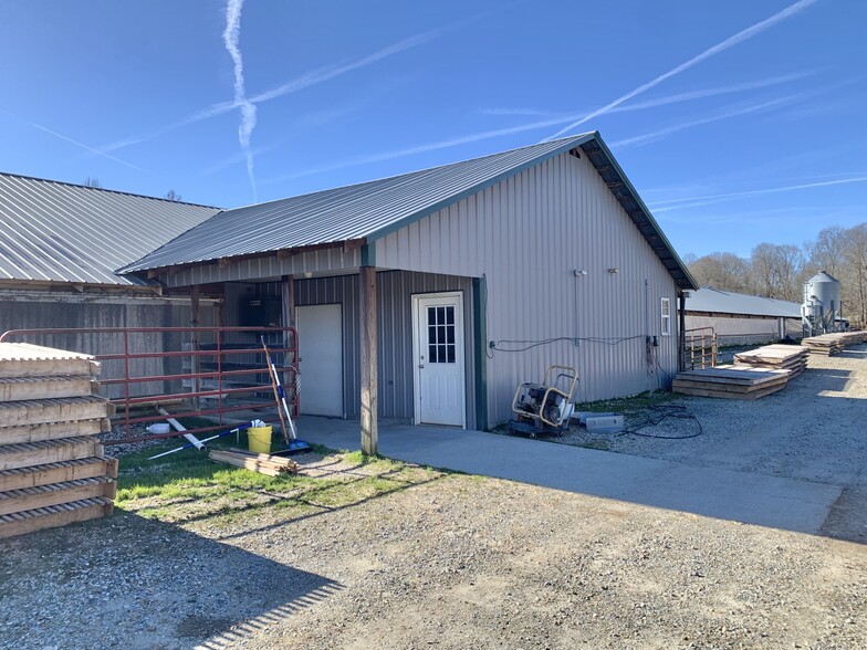 823 Welborn Rd, Maysville, GA for lease - Building Photo - Image 2 of 8