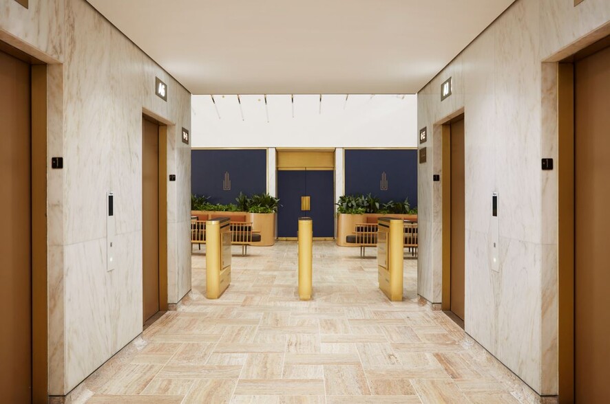 1 Rockefeller Plaza, New York, NY for lease - Lobby - Image 2 of 5