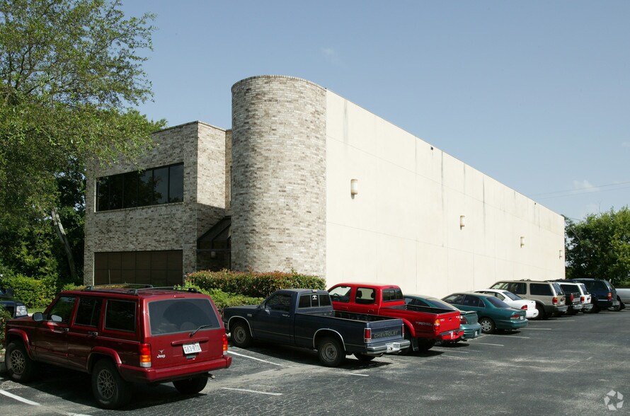 518 E Ramsey Rd, San Antonio, TX for lease - Building Photo - Image 2 of 12