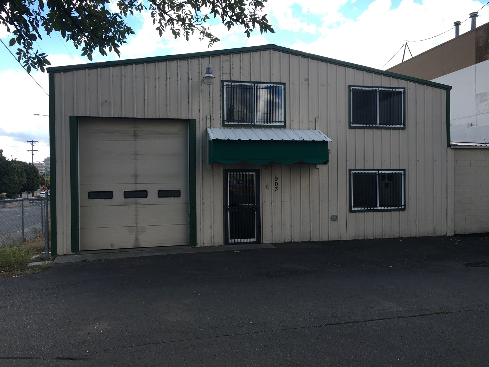 903 W Sharp Ave, Spokane, WA for sale Primary Photo- Image 1 of 1