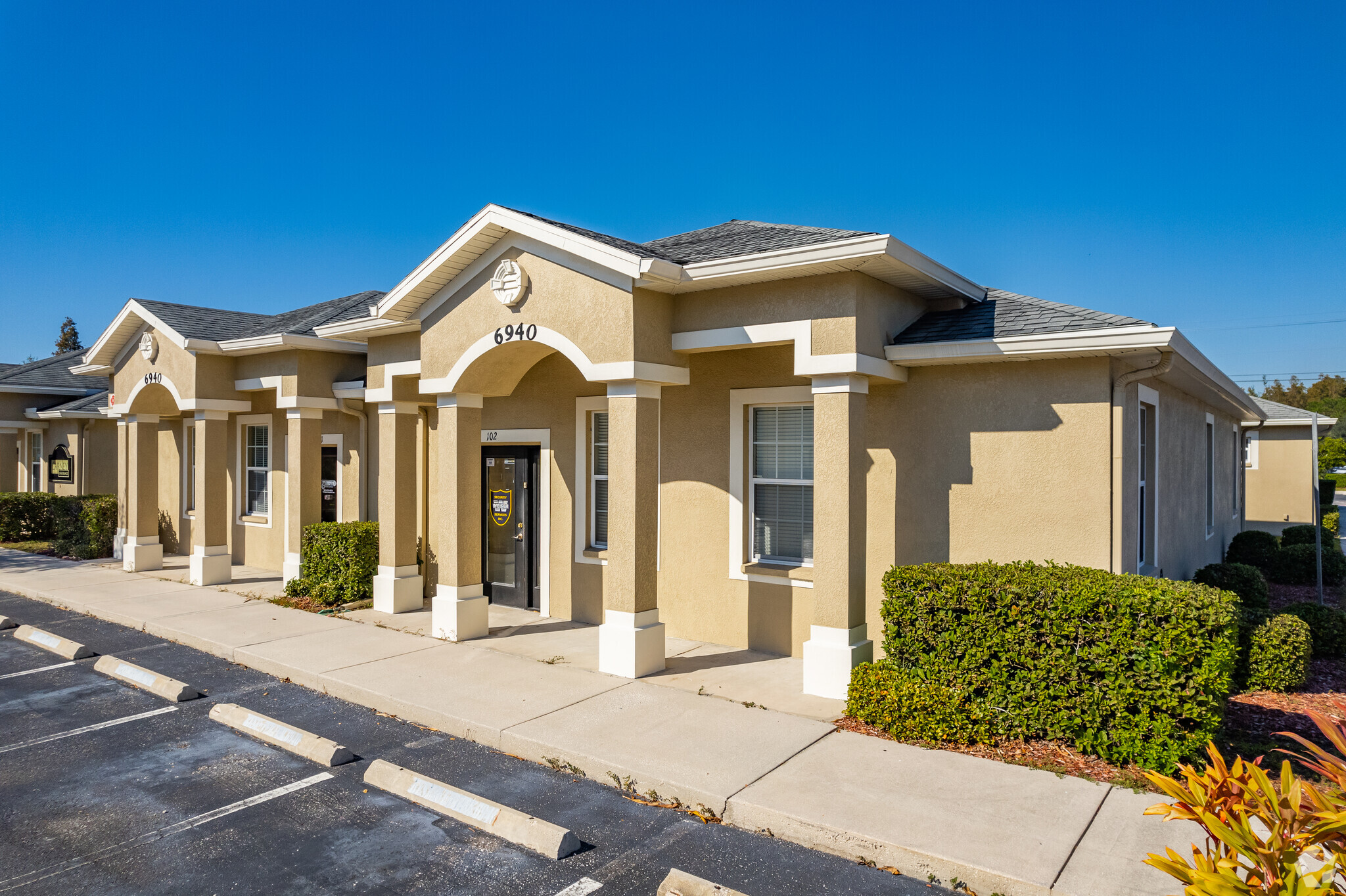 6940 W Linebaugh Ave, Tampa, FL for lease Building Photo- Image 1 of 8