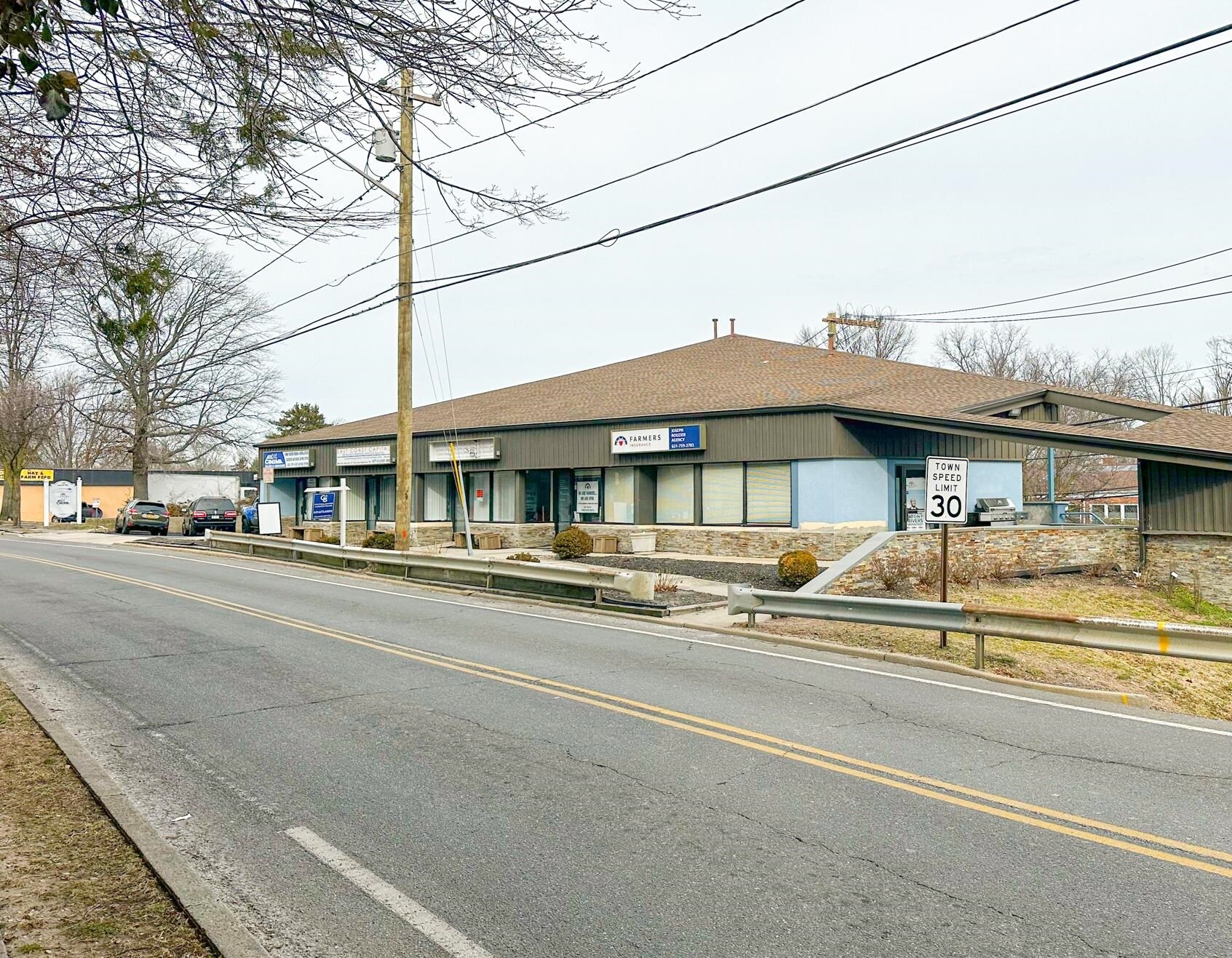 120-124 Laurel Rd, East Northport, NY for sale Building Photo- Image 1 of 1