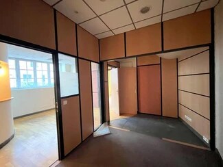 More details for Rue De La Grande Fontaine, Saint-Germain-en-Laye - Multifamily for Sale