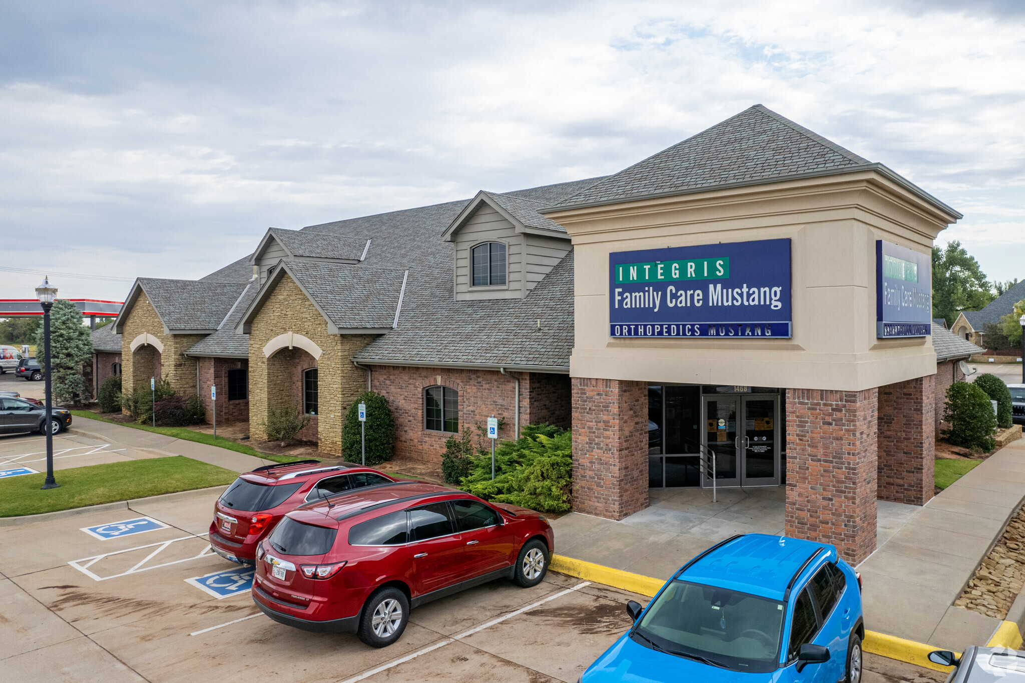 1468 N Mustang Rd, Mustang, OK for sale Primary Photo- Image 1 of 1