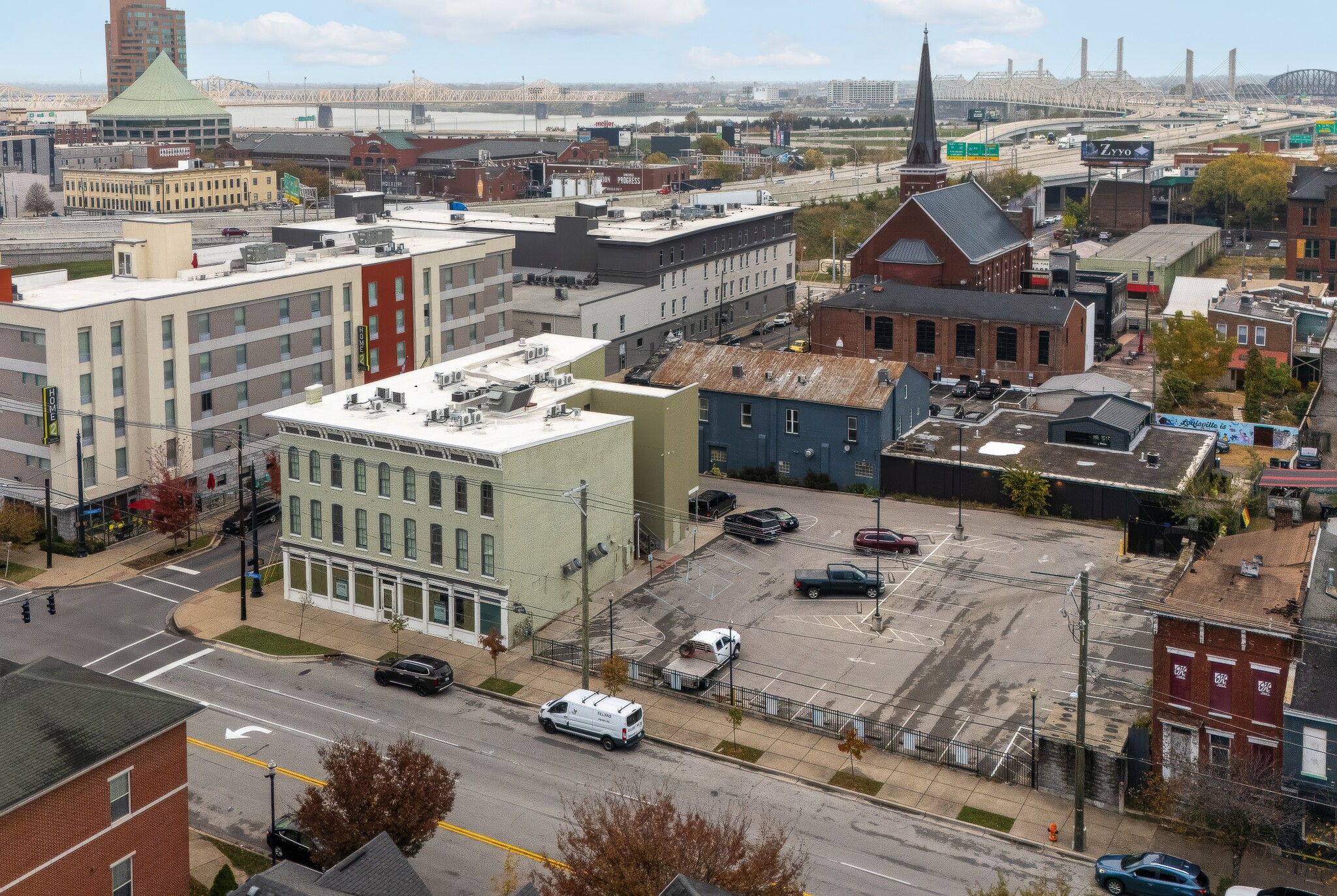 601 E Jefferson St, Louisville, KY for lease Interior Photo- Image 1 of 11