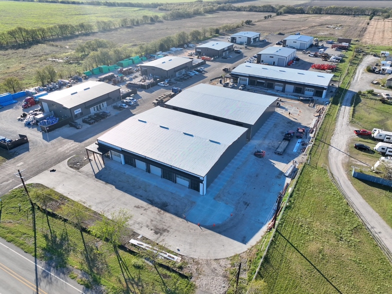 1011 Industrial Way Dr, Anna, TX for lease - Building Photo - Image 3 of 6