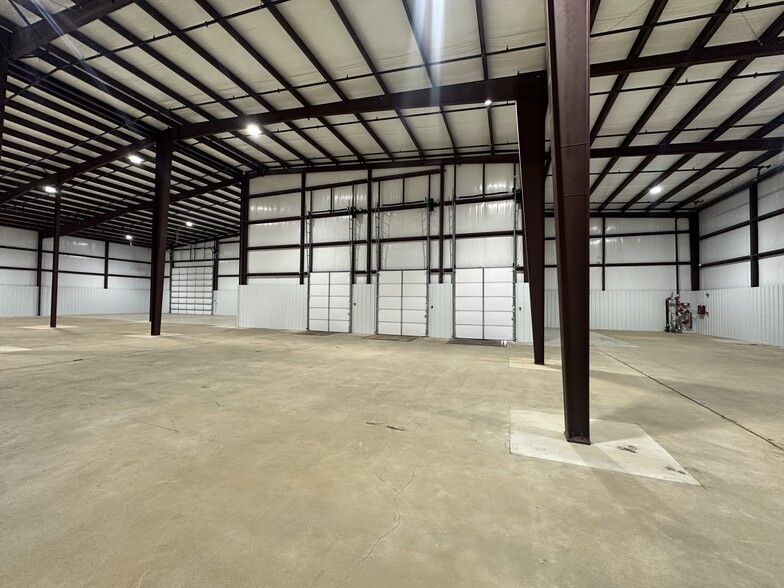 200 NE 34th St, Oklahoma City, OK for lease - Building Photo - Image 3 of 6