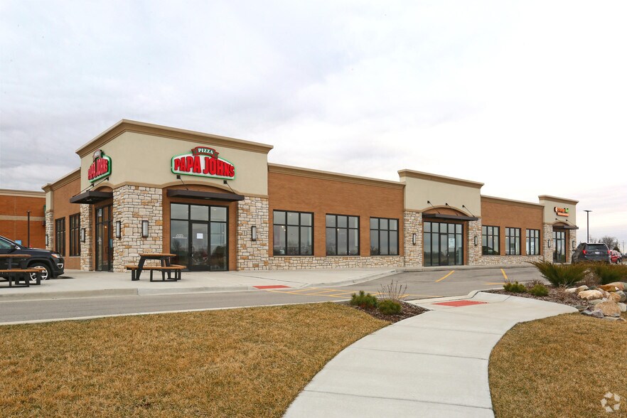 100-102 Cabelas Blvd E, Dundee, MI for sale - Primary Photo - Image 1 of 1