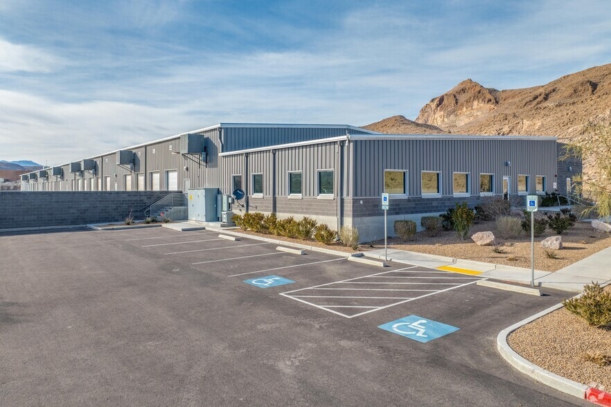 13850 S Decatur Blvd, Las Vegas, NV for lease - Primary Photo - Image 1 of 25