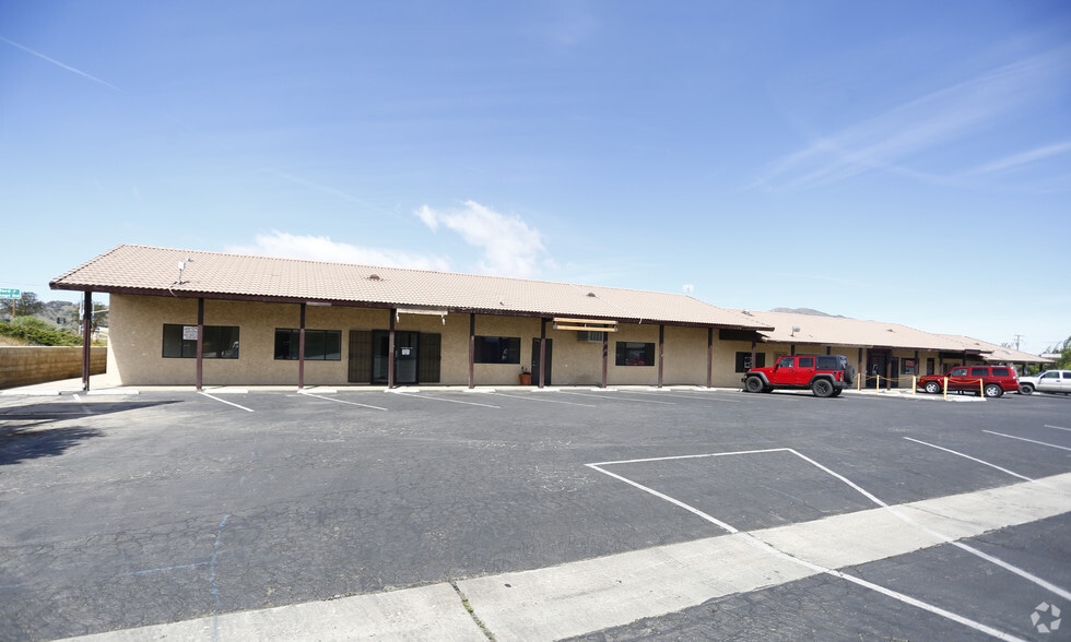 20424 Brian Way, Tehachapi, CA for lease - Building Photo - Image 2 of 4