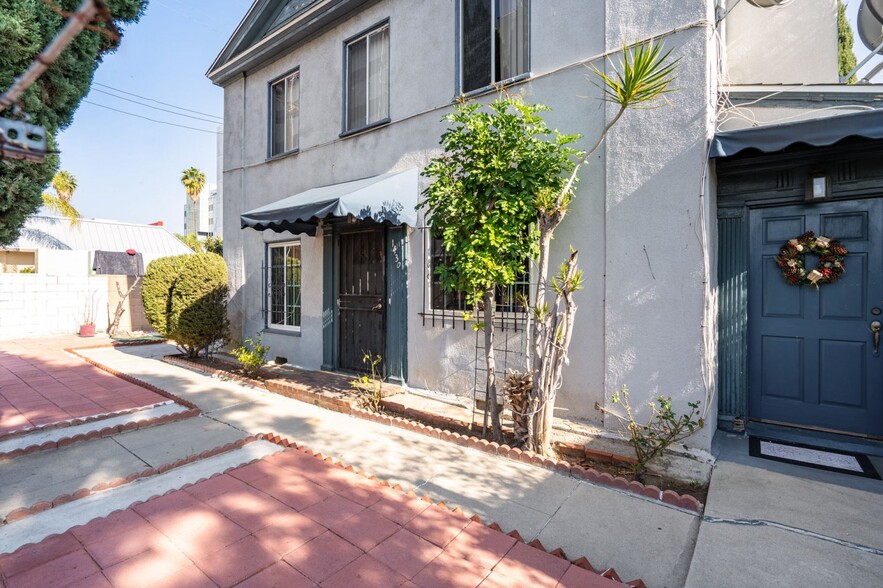 1428 N Kenmore Ave, Los Angeles, CA for sale - Building Photo - Image 1 of 30