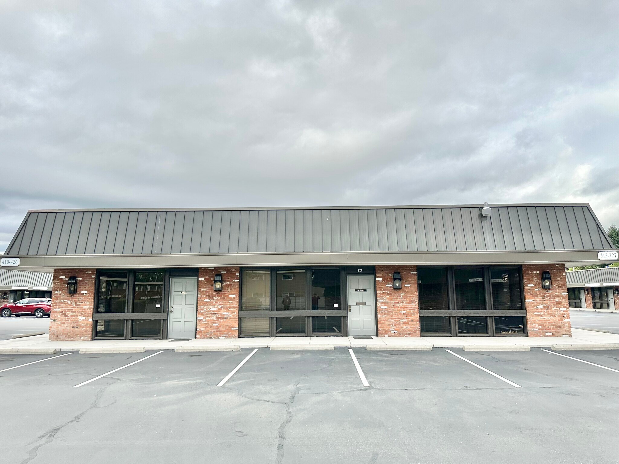 3000 Market St NE, Salem, OR for lease Interior Photo- Image 1 of 8