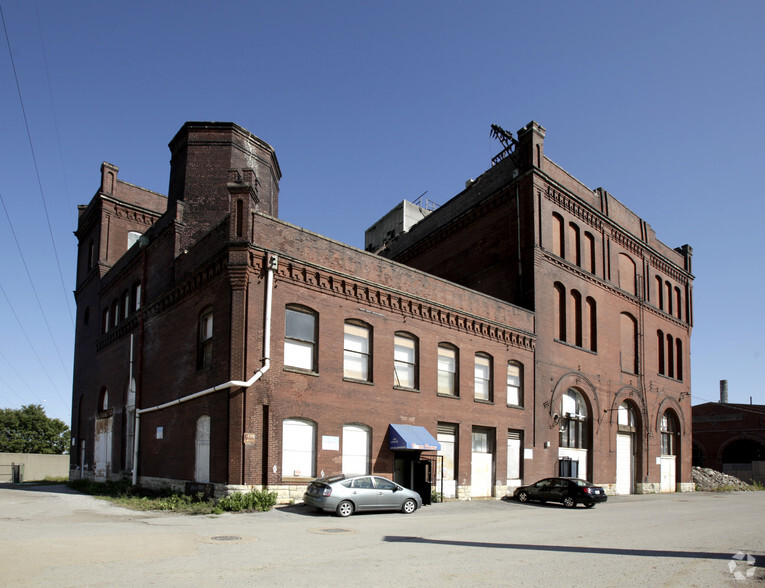 1322 Lewis St, Saint Louis, MO for sale - Primary Photo - Image 1 of 10