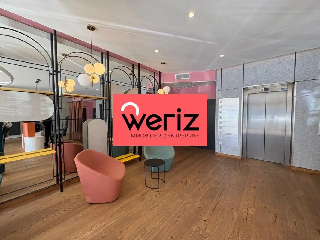 Office in Marseille for lease Lobby- Image 1 of 11