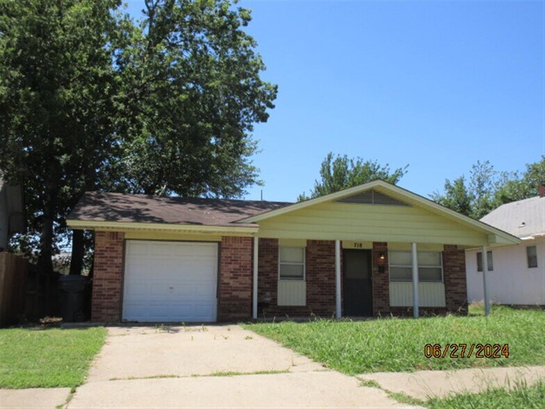 718 NW 31st St, Oklahoma City, OK for sale - Primary Photo - Image 1 of 1