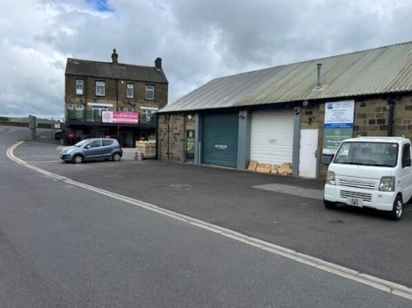 Station Rd, Keighley for lease - Building Photo - Image 2 of 3